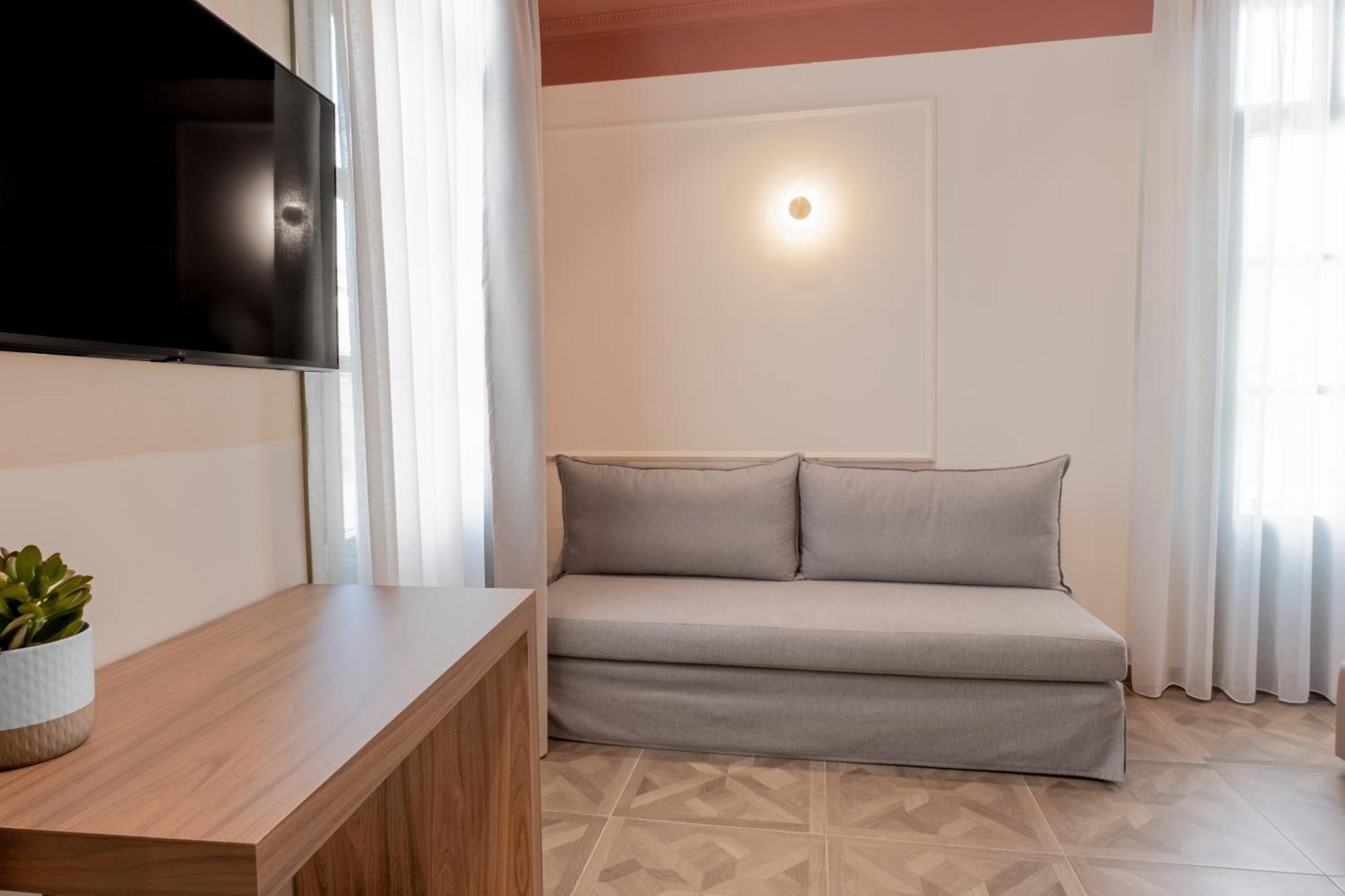 Atlas Boutique Suites Kavala Exterior photo